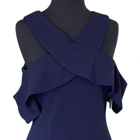 Lulus Cityscape Navy Blue Bodycon Dress Sz M Halter Off The Shoulder Sleeves NWT - Picture 3 of 10